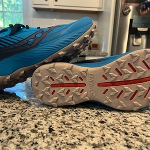 NWB Saucony Endorphin Edge Trail sz11!